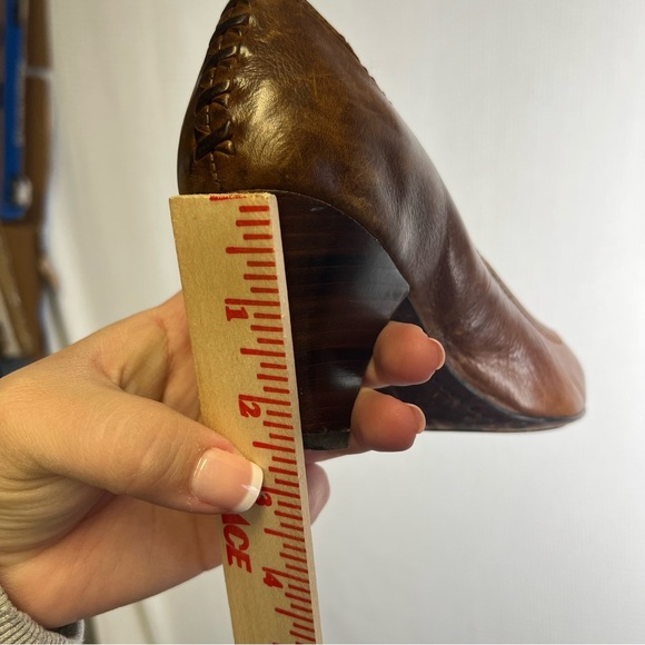 FRYE | Brown Leather Heeled‎ Pumps 6 Woman’s Regina - Picture 7 of 7